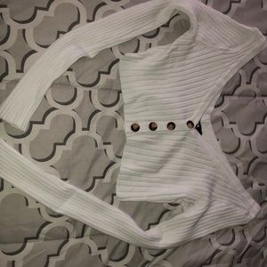 White long sleeve crop top